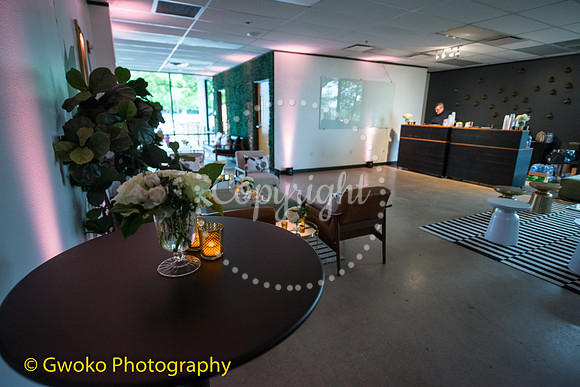 Main Room: Lounge